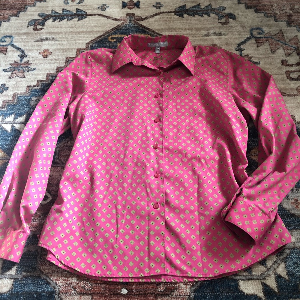 Foxcroft wrinkle free shaped fit button down - size 12 - Pink and Khaki